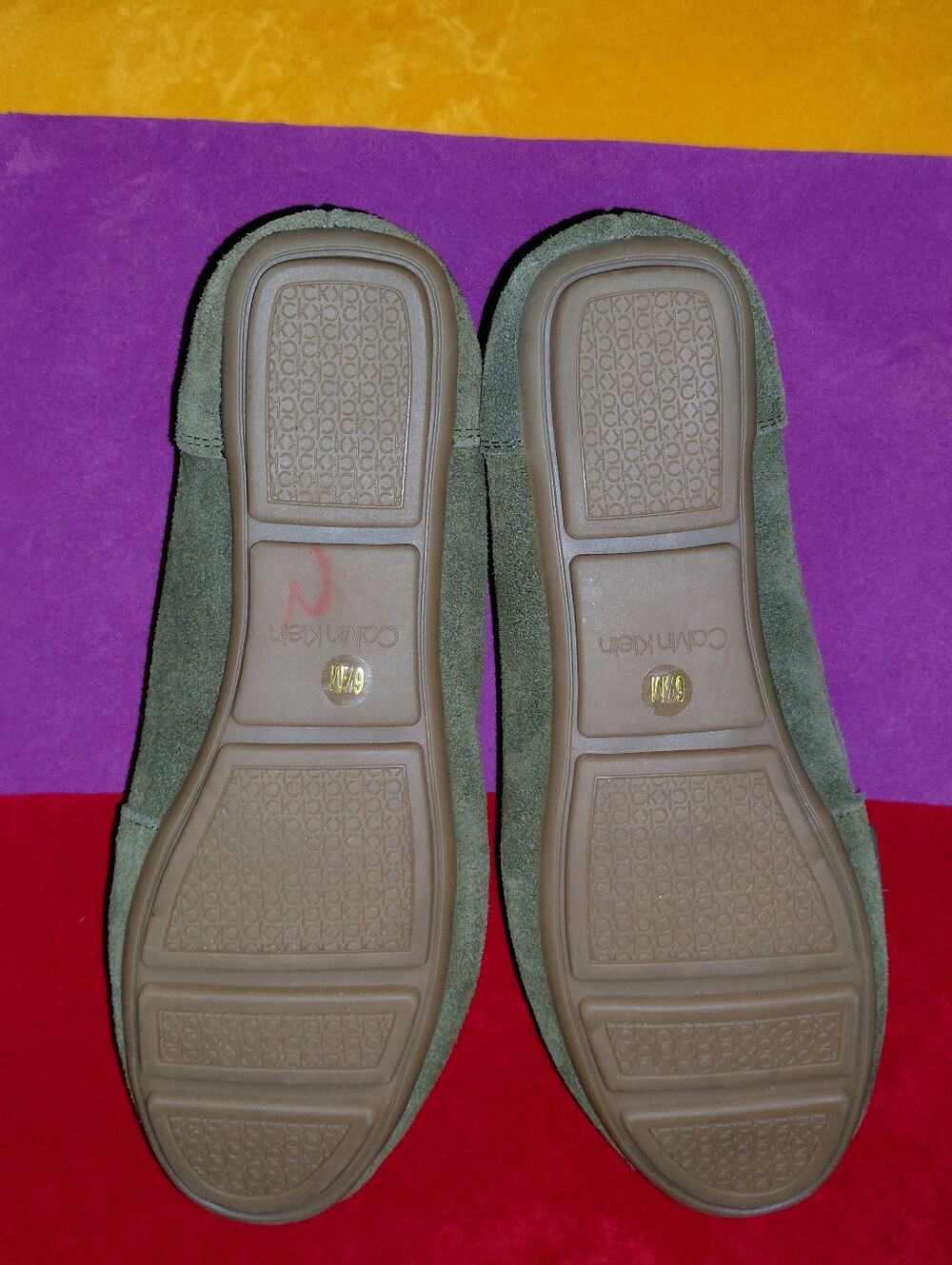 Calvin Klein Olive Suede Lydia Flats 6 1/2 M Great Conditon Gold Accents Clean - Picture 2 of 7